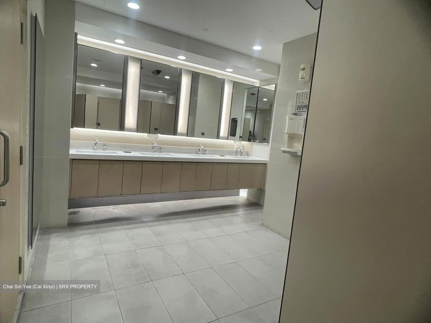 Parco Bugis Junction (D7), Office #608455191